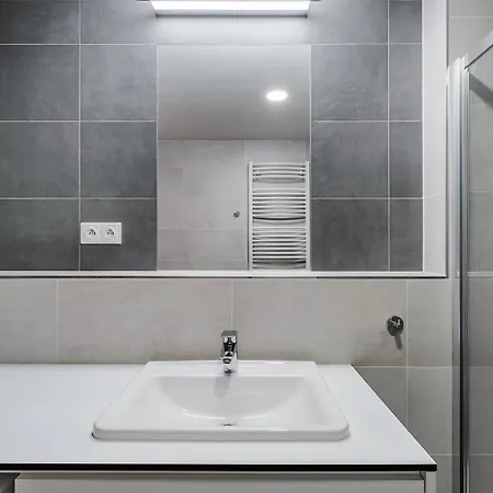Blueground 7 Furnished Close To Offices Prg-22 Apartmán *