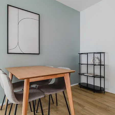 Blueground 7 Furnished Close To Offices Prg-22