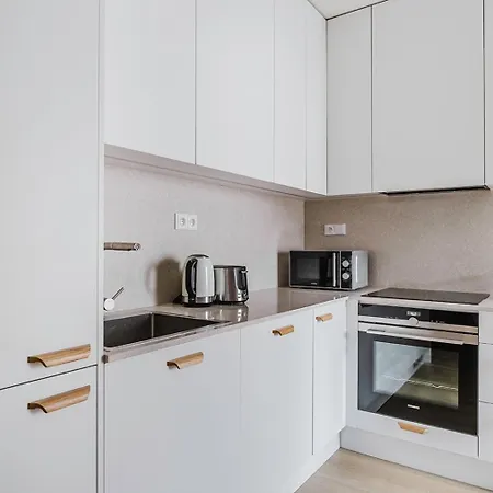 Apartmán Blueground 7 Furnished Close To Offices Prg-22 *