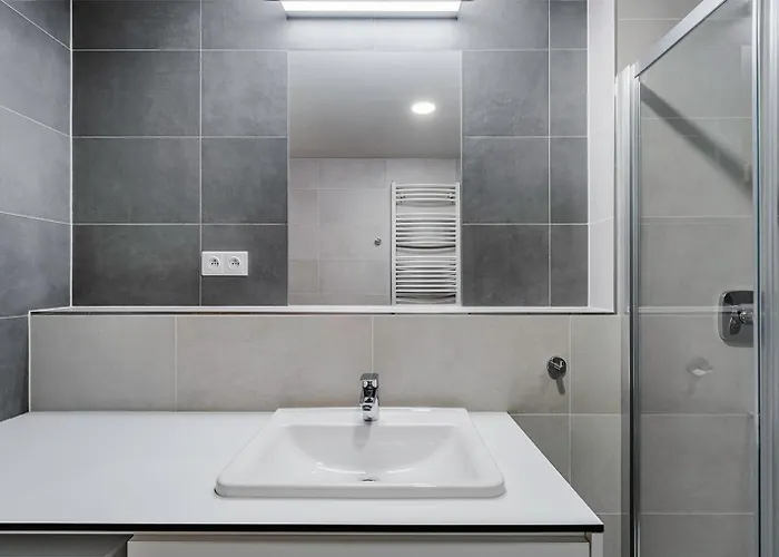 Blueground 7 Furnished Close To Offices Prg-22 Apartman *